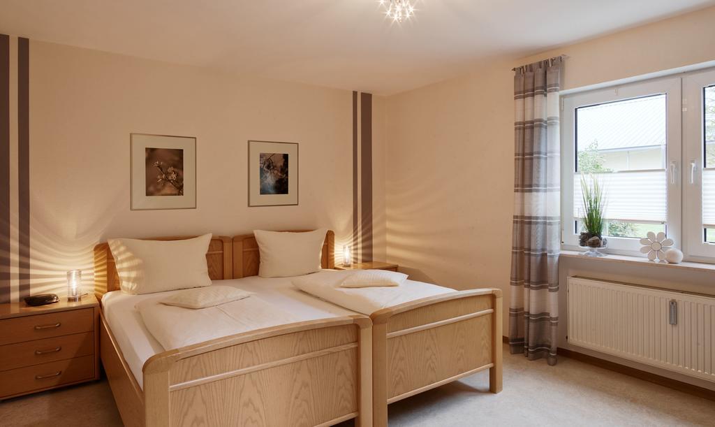 Ferienhaus Zenz - Ferienwohungen Ernst Extérieur photo